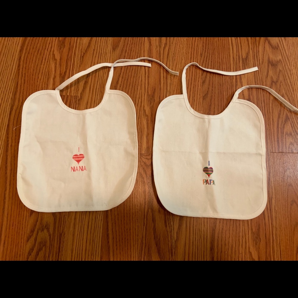 I ❤️ Nana and Papa baby bibs NEW